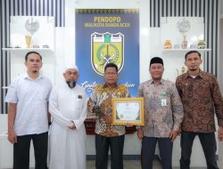 BAZNAS RI Nobatkan Aminullah “Wali Kota Pendukung Gerakan Zakat Indonesia“