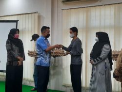 Dinas Peternakan Aceh Salurkan Bantuan Telur Ayam