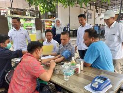 Kunjungi Stand Donor Darah PMI, Dek Gam: Jangan Takut Donor Darah
