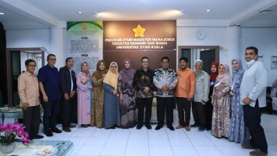 Program Studi MM Gelar Peusijuk Guru Besar