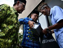 Aminullah Launching ATM Beras untuk Warga Miskin