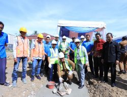 Aminullah Letakkan Batu Pertama Pembangunan Reservoir Perumdam Tirta Daroy