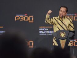 Presiden Jokowi Ingatkan Jajaran Pemerintah Disiplin Belanja Produk Dalam Negeri