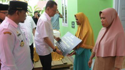 Serahkan 3 Unit Rumah Bagi Duafa, Achmad Marzuki: Semoga Berkah