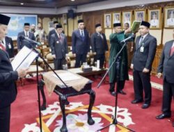 Penjabat Gubernur Lantik Direksi Bank Aceh Syariah