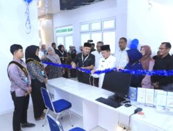 Amiruddin Launching Pojok Informasi RSUD Meuraxa