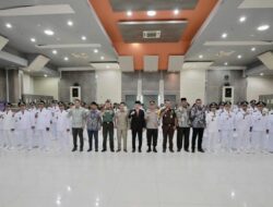 Pj Sekda Wahyudi Lantik 31 Keuchik Hasil Pilchiksung Oktober 2023
