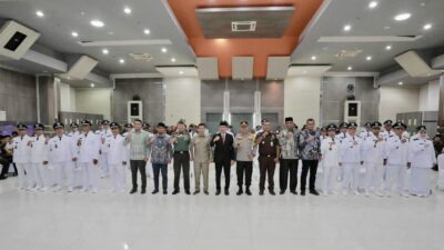 Pj Sekda Wahyudi Lantik 31 Keuchik Hasil Pilchiksung Oktober 2023