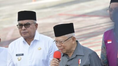 Wapres Melepas Keberangkatan Calon Jemaah Haji Aceh Kloter Pertama