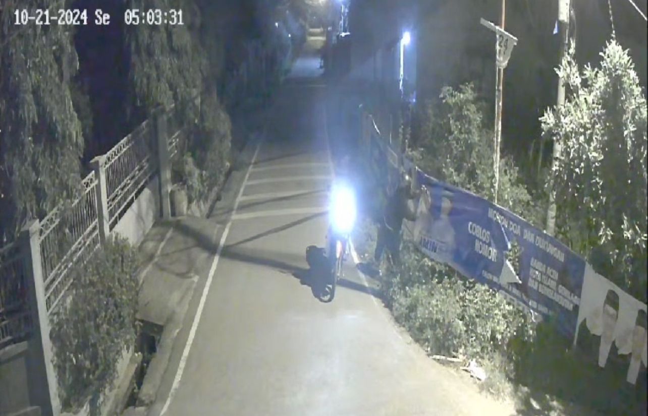 OTK perusak APK Paslon Aminullah-Isnaini terekam cctv