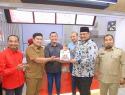 Pj Gubernur Aceh Apresiasi Kutaradja Fried Chicken