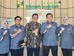 Plt Dirut LKMS Mahirah Muamalah Sambangi BPR Syariah Hikmah Wakilah