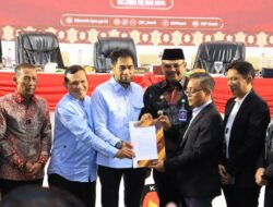 KIP Tetapkan Mualem-Dek Fadh Gubernur-Wagub Aceh Terpilih