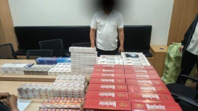 Razia di Syiah Kuala, Polisi Amankan Motor Tak Lengkap dan Rokok Ilegal