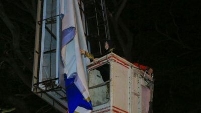 Illiza – Afdhal Pimpin Penertiban Baliho Ilegal di Pusat Kota