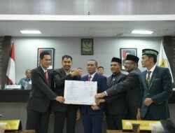 Gubernur dan DPRA Sahkan APBA Perubahan 2025 Senilai Rp11,1 Triliun