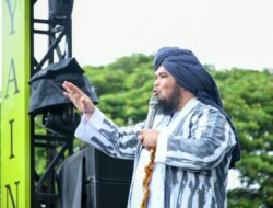 Isi Ceramah Maulid Raya, Ustaz Derry Sulaiman Kupas Keistimewaan Umat Rasulullah SAW