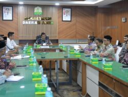 Sekda Aceh Pimpin Rapat Bersama KPI Aceh Bahas Kondisi Media Sosial