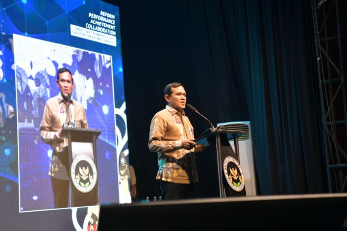 Wakil Gubernur Aceh, Fadhlullah, menghadiri kegiatan Sinergi Ekonomi Kerakyatan dalam rangka mendukung Program Makan Bergizi Gratis (MBG) pasca bencana yang berlangsung di Banda Aceh, Kamis (16/4/2026).