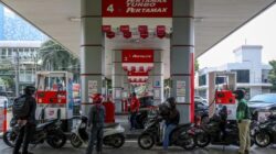 Naik Hingga Rp4.000 per Liter, Simak Daftar Harga Baru BBM Pertamina Per 4 Mei